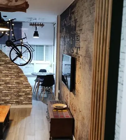 Saltillo Alto Gray Studio. Vistas Al Mar Y Piscina Appartement Torremolinos