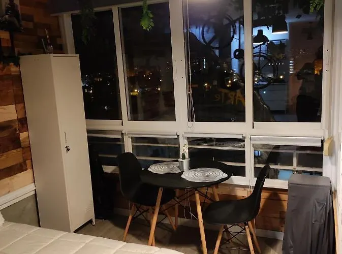 Saltillo Alto Gray Studio. Vistas Al Mar Y Piscina Apartmán Torremolinos